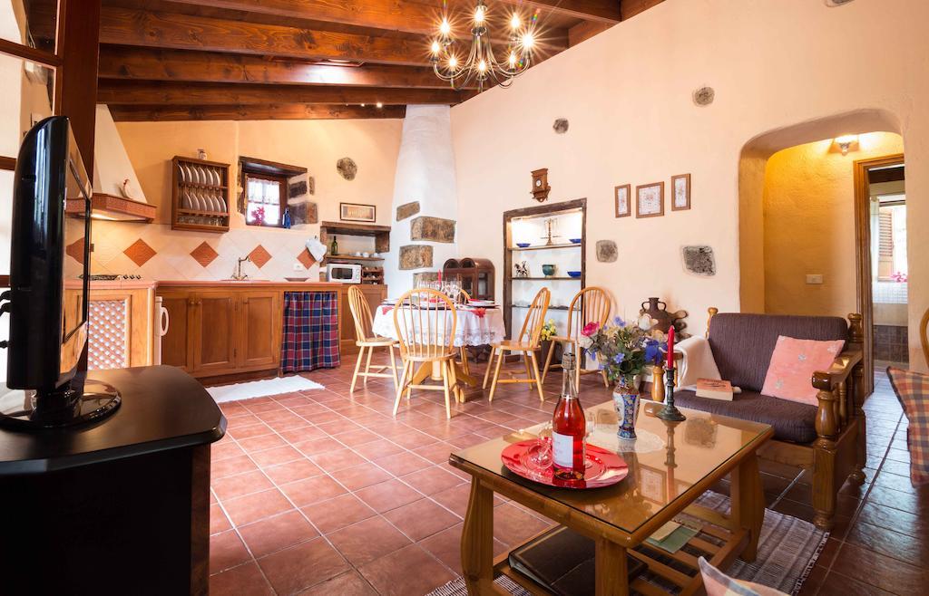 Finca El Picacho Apartments In The Countryside 2 Km From The Beach 테예나 외부 사진